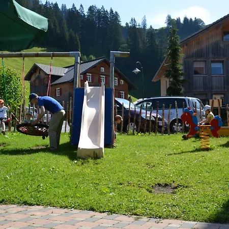 菲力恩豪斯洛斯酒店 公寓 *